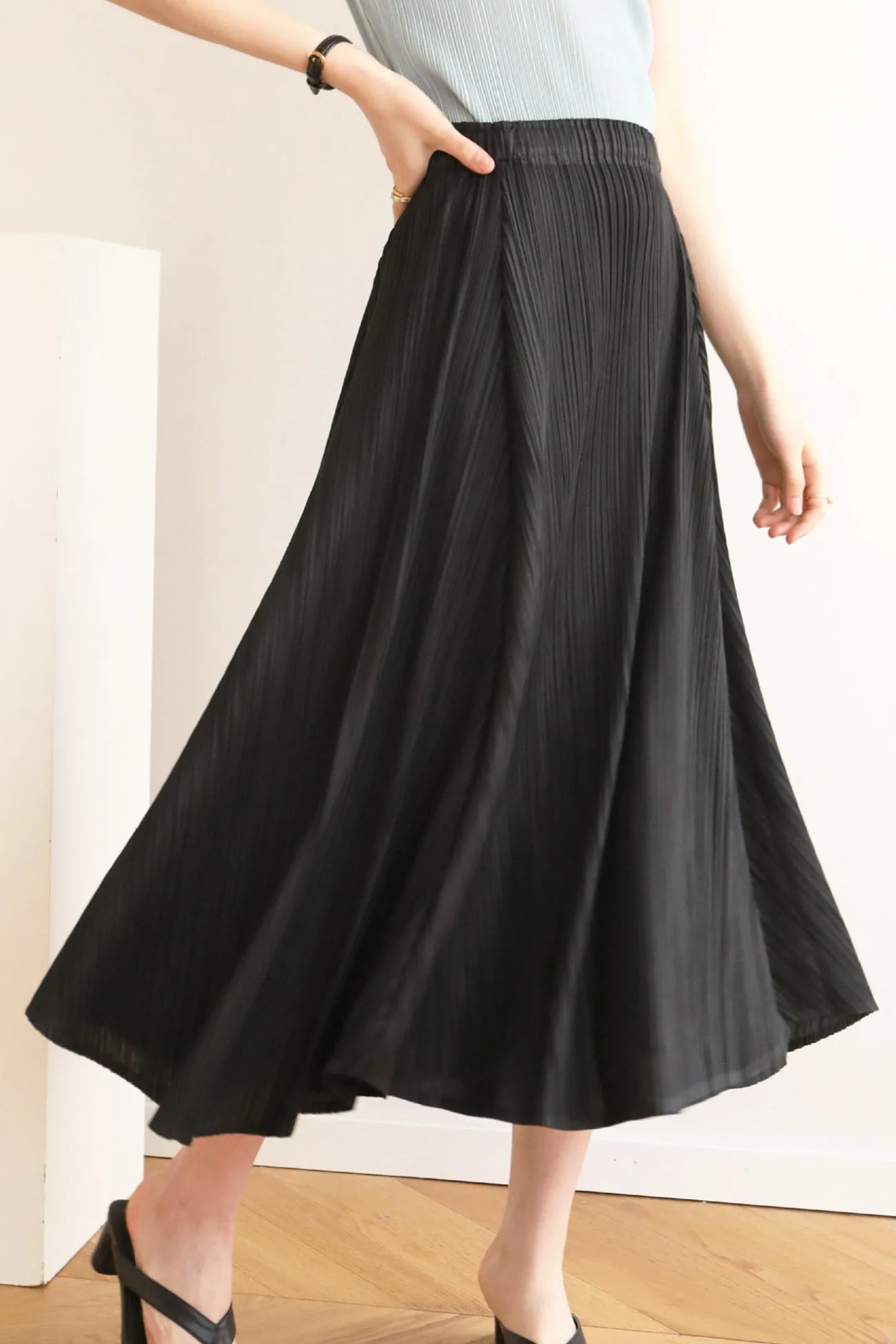 TastyHottie - Solid Color Full Pleated High Waist Skirt